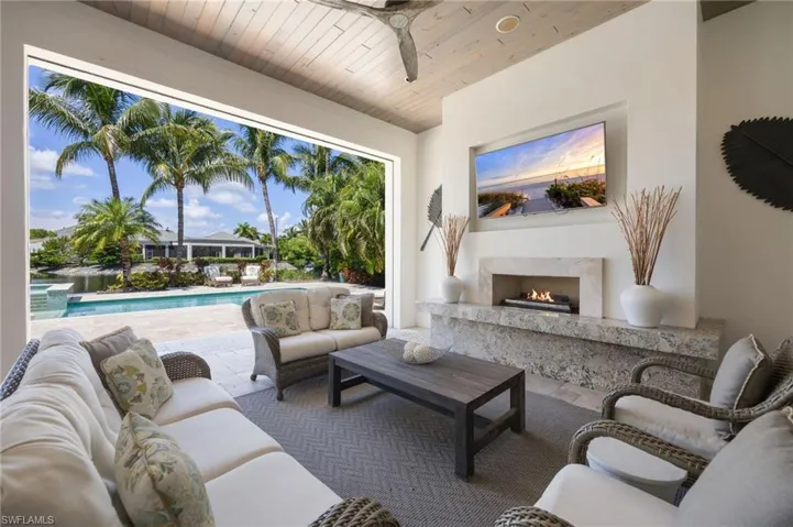 18124 Via Portofino Way, Miromar Lakes, Florida 33913