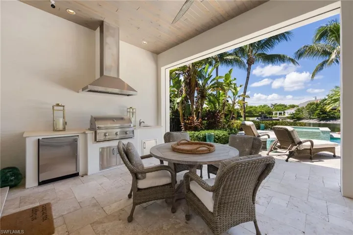 18124 Via Portofino Way, Miromar Lakes, Florida 33913