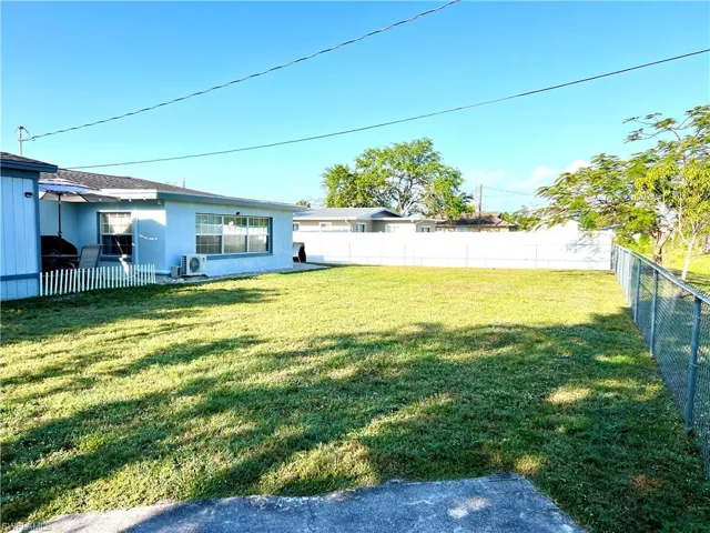2225 Woodland BLVD, FORT MYERS FL 33907