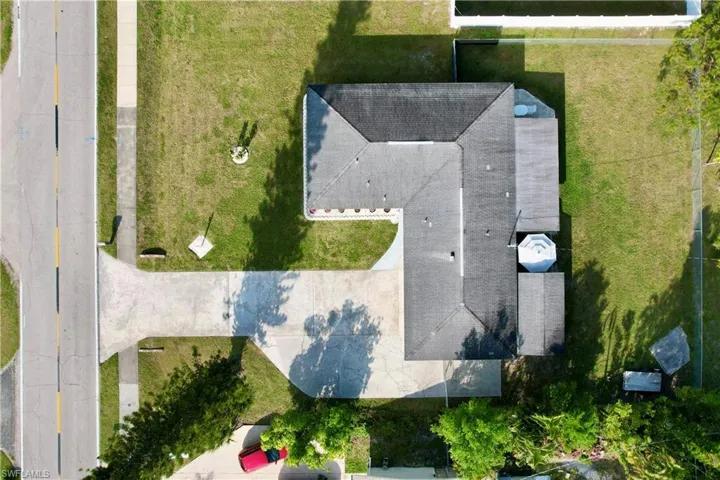 2225 Woodland BLVD, FORT MYERS FL 33907