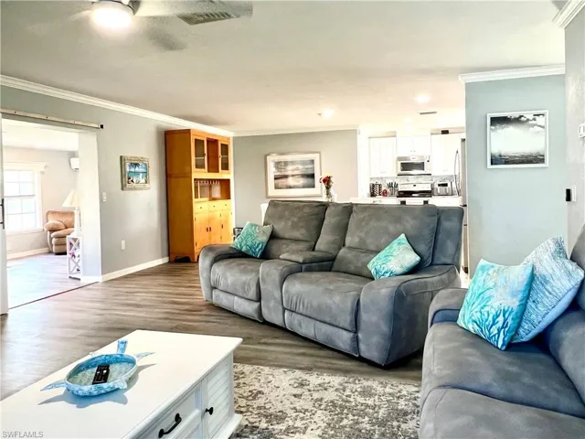 2225 Woodland BLVD, FORT MYERS FL 33907