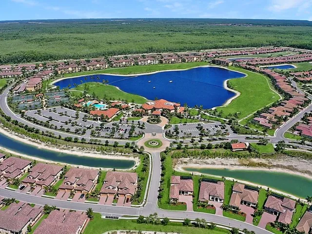 Lakefront Community Center