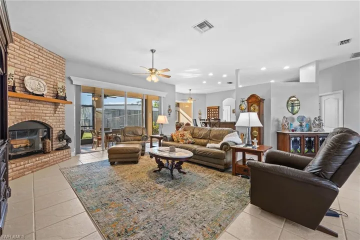 18839 Baseleg Ave, North Fort Myers, Florida 33917