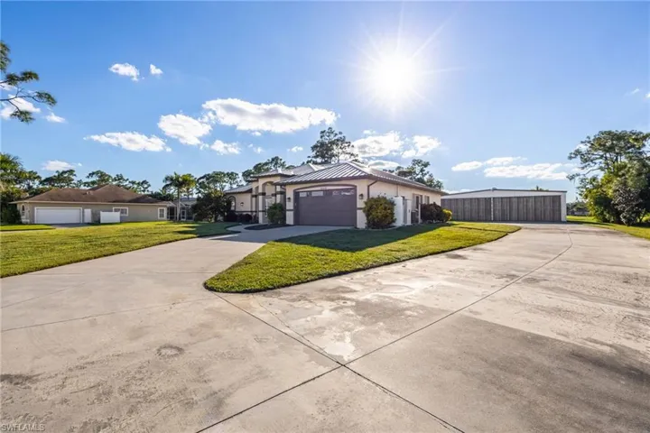 18839 Baseleg Ave, North Fort Myers, Florida 33917