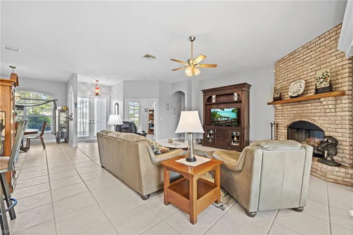 18839 Baseleg Ave, North Fort Myers, Florida 33917