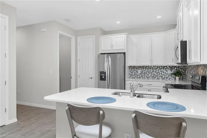 1265  Enbrook  LOOP, Naples, FL 34114