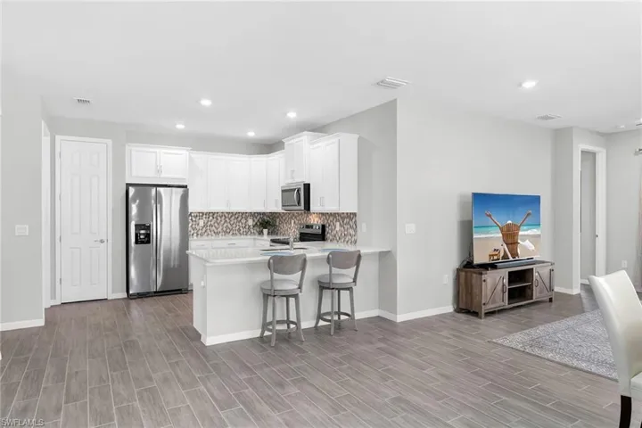 1265  Enbrook  LOOP, Naples, FL 34114