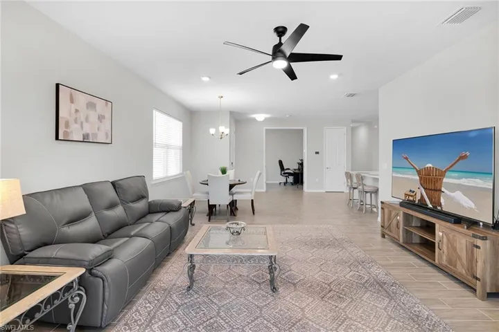 1265  Enbrook  LOOP, Naples, FL 34114