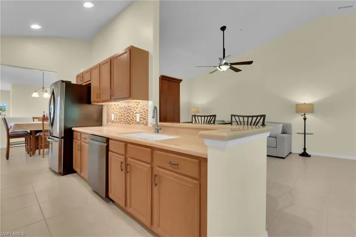 9048 Triangle Palm Ln 1101, Fort Myers, Florida 33913