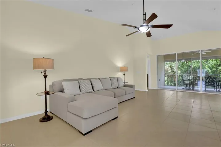 9048 Triangle Palm Ln 1101, Fort Myers, Florida 33913