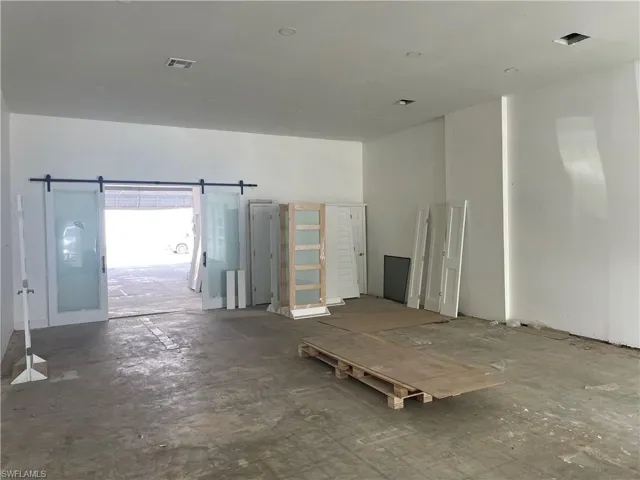 Cape Coral E PKWY, Cape Coral, FL 33904