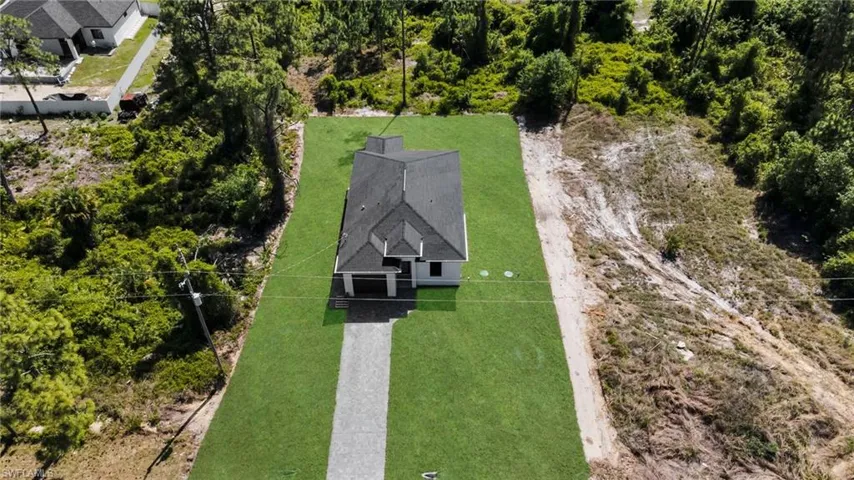 347 Columbus Blvd, Lehigh Acres, Florida 33974