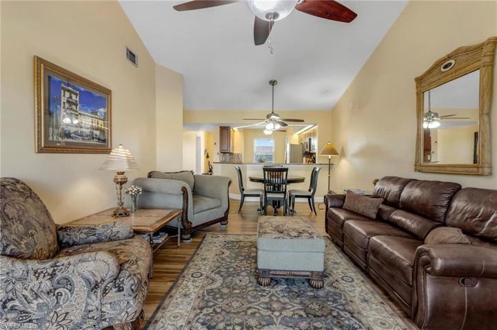 2050 Crown Pointe BLVD # 214, NAPLES FL 34112