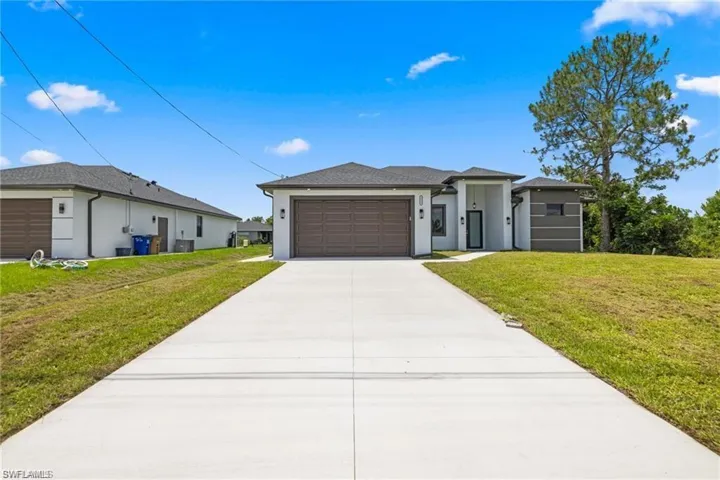 2513 13th St Sw, Lehigh Acres, Florida 33976