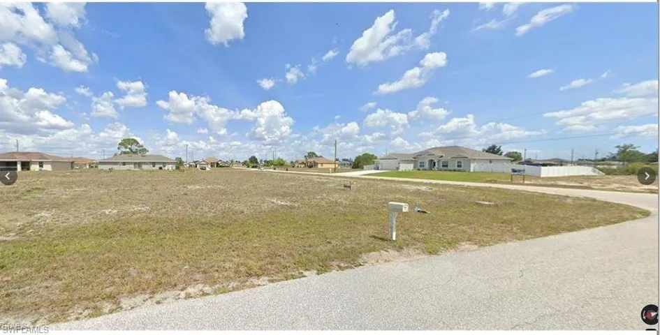 2009 Nw 1st Ave, Cape Coral, Florida 33993