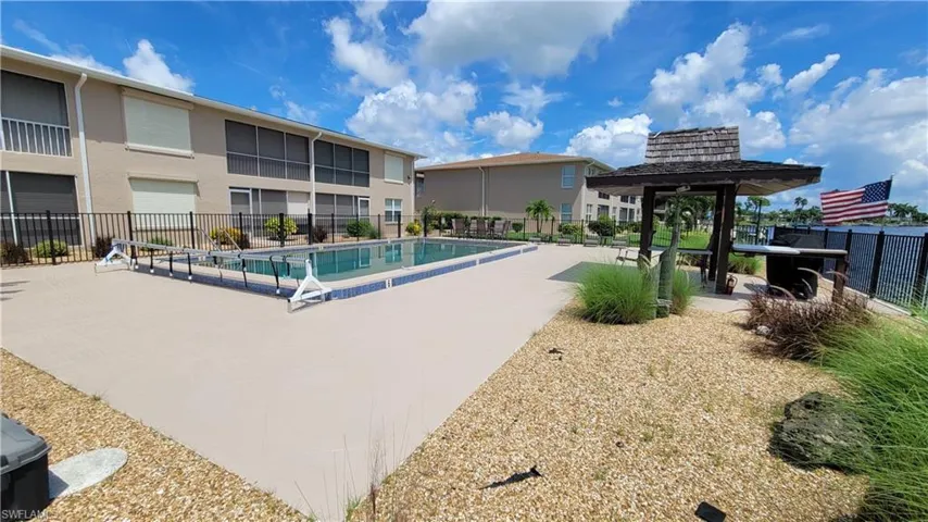 4405 Country Club BLVD # C203, CAPE CORAL FL 33904