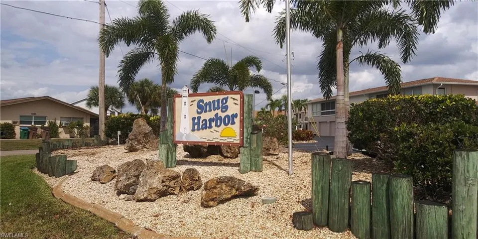 4405 Country Club BLVD # C203, CAPE CORAL FL 33904