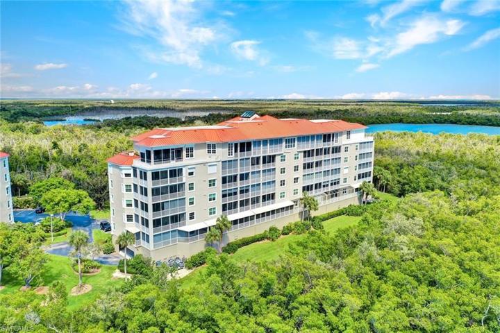 Vintage Bay Condo