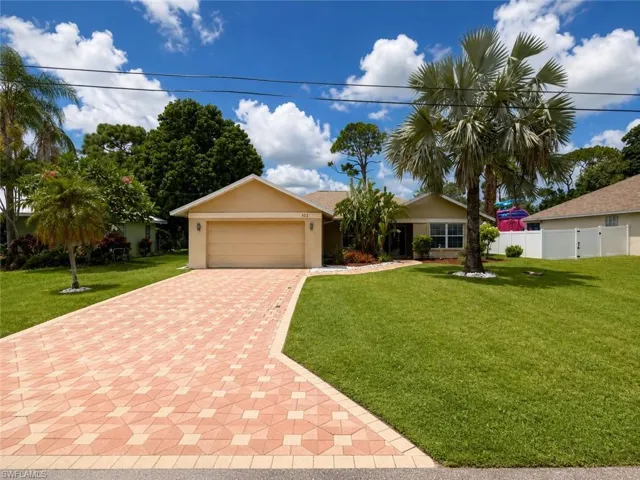 922 Se 1st Pl, Cape Coral, Florida 33990