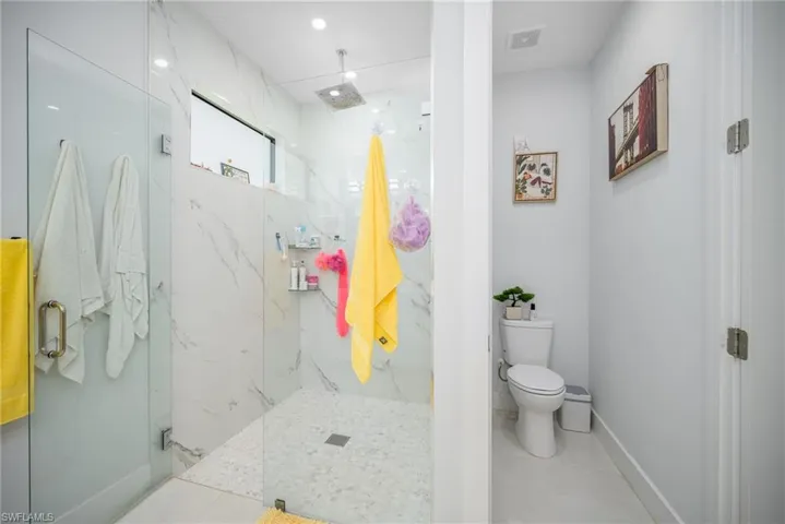 920 Se 15th Ter, Cape Coral, Florida 33990