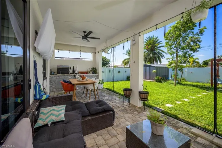 920 Se 15th Ter, Cape Coral, Florida 33990