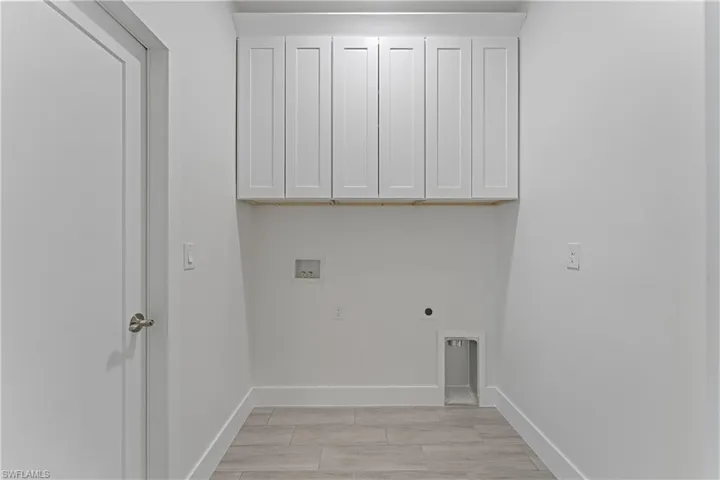 629  Loleta  CT, Lehigh Acres, FL 33972