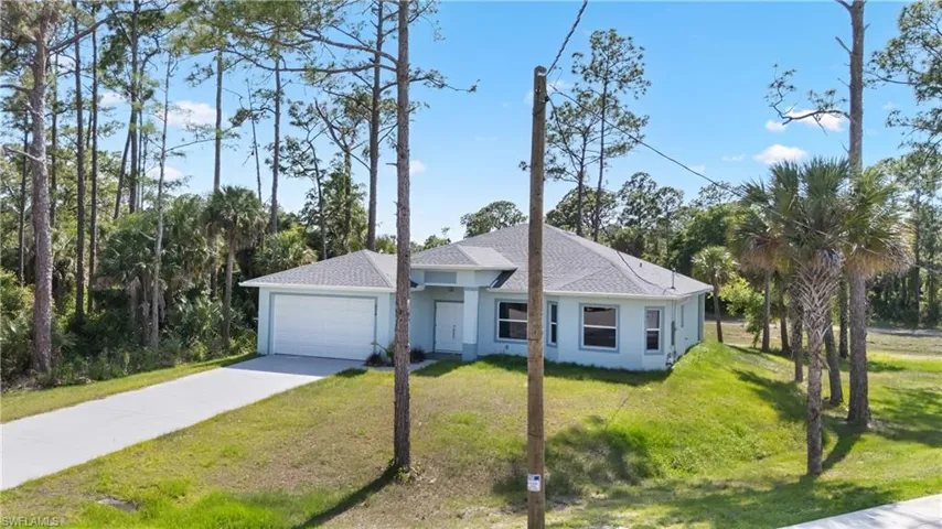 629  Loleta  CT, Lehigh Acres, FL 33972