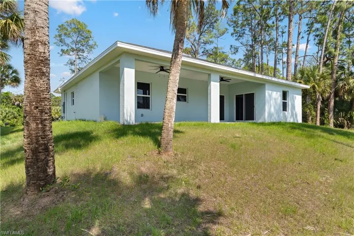 629  Loleta  CT, Lehigh Acres, FL 33972