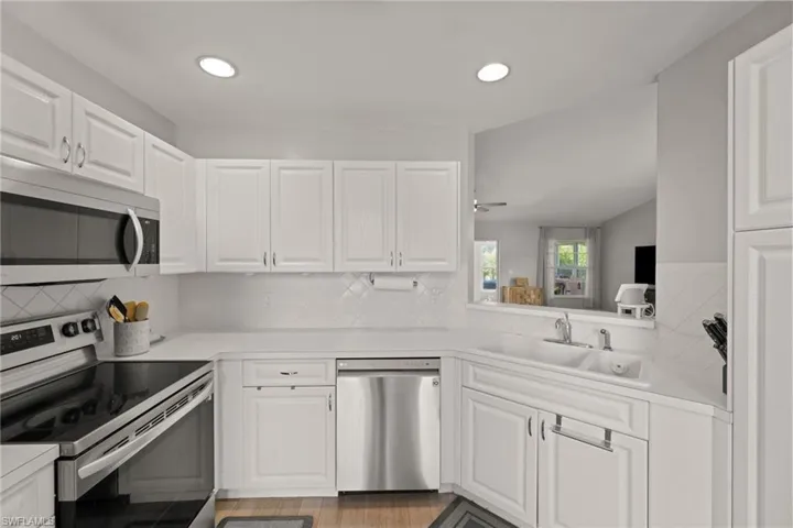 7810  Cameron  CIR, Fort Myers, FL 33912