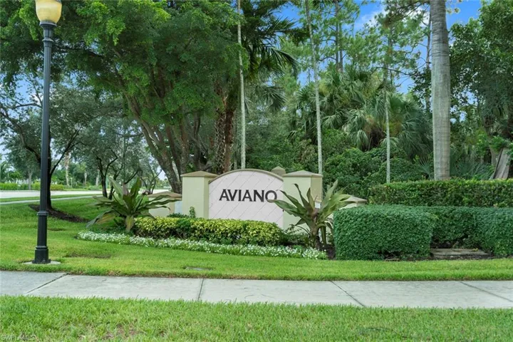 12831  Carrington  CIR, Naples, FL 34105