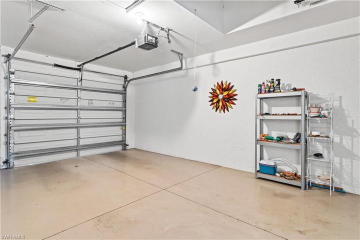 1 car garage!