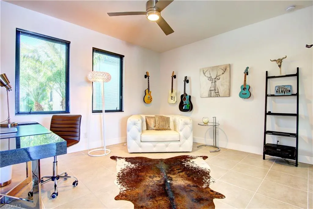 2906 29th TER, Cape Coral, FL 33914,224029851