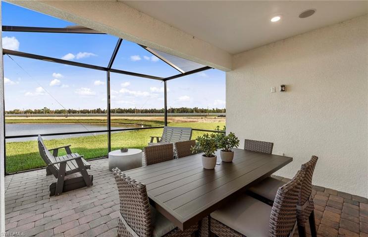 Photo of furnished model, options may vary.