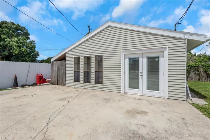 Separate Cottage