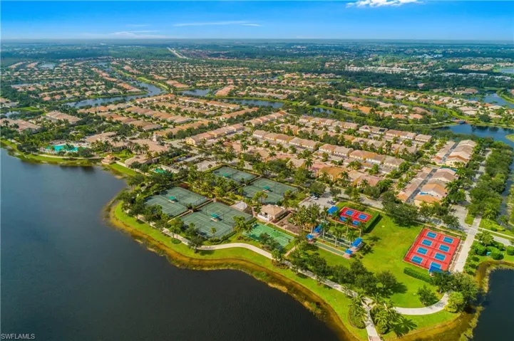 7734 Tommasi Ct, Naples, Florida 34114