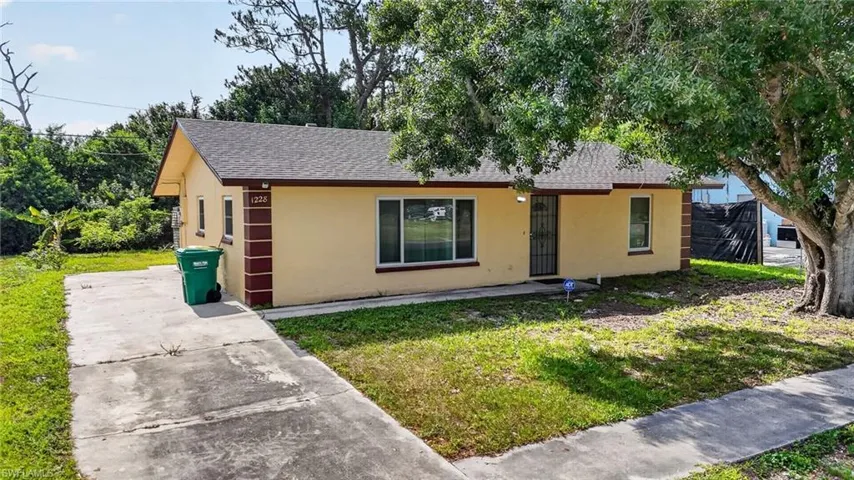 1228 18th St, Immokalee, Florida 34142