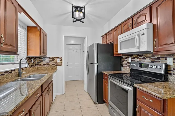 1228 18th St, Immokalee, Florida 34142