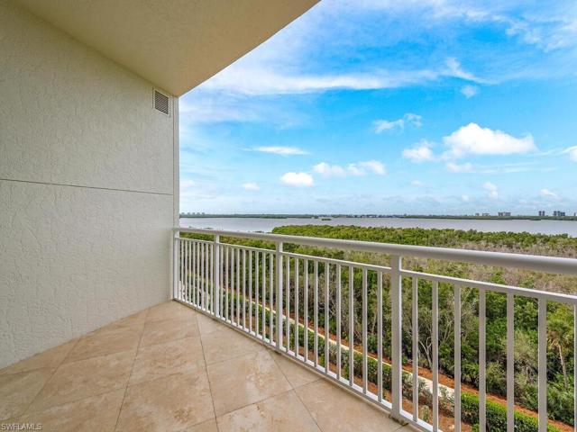 This private balcony off the master suite and be your retreat for early morning coffee or reading.