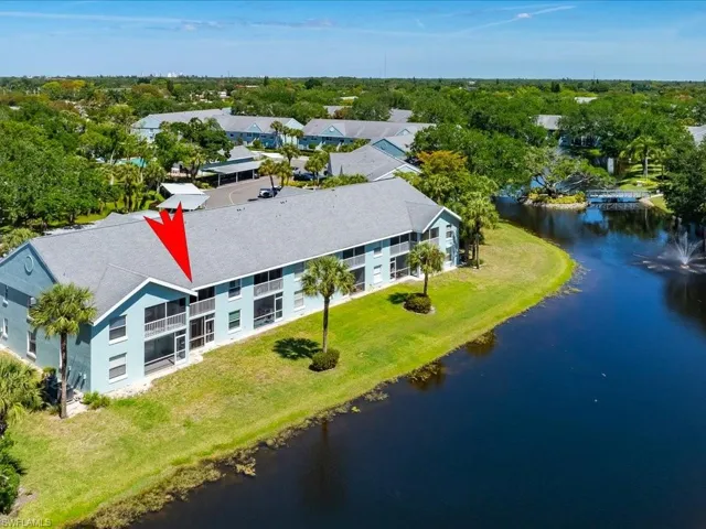 185  Grand Oaks  WAY, Naples, FL 34110