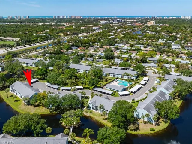 185  Grand Oaks  WAY, Naples, FL 34110
