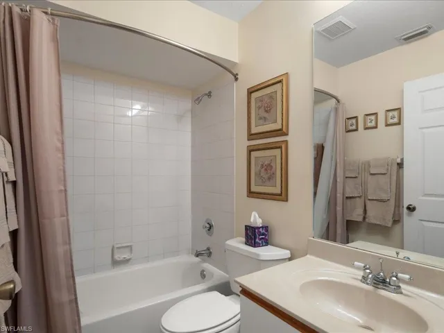 185  Grand Oaks  WAY, Naples, FL 34110