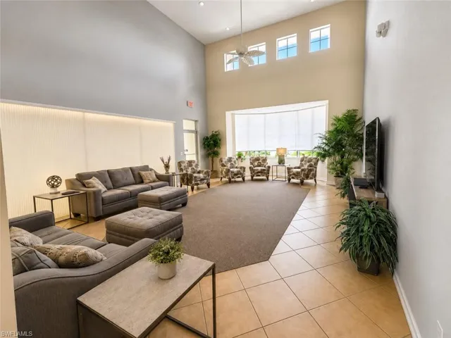 6490 Aragon Way 303, Fort Myers, Florida 33966
