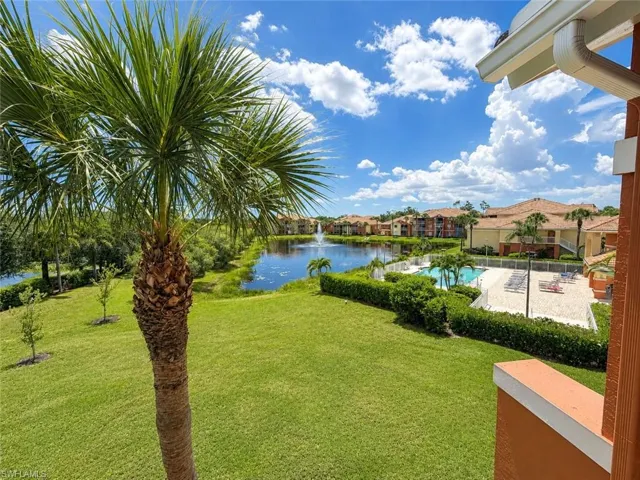 6490 Aragon Way 303, Fort Myers, Florida 33966