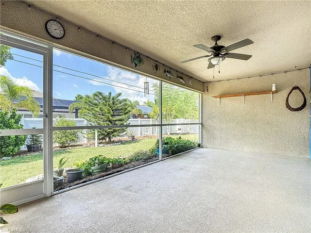 Screened lanai