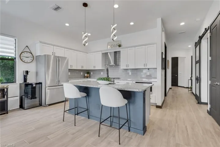 14846 Loggerhead Dr, Naples, Florida 34120