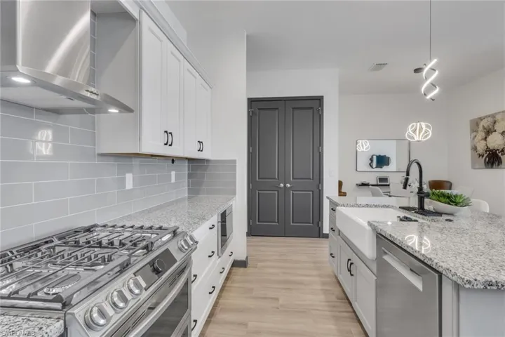 14846 Loggerhead Dr, Naples, Florida 34120
