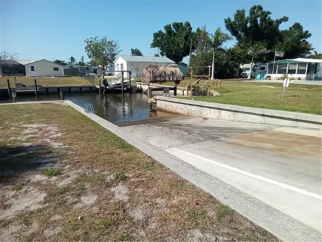 Community boat ramp