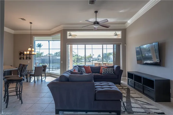 Awesome Open Floor Plan!