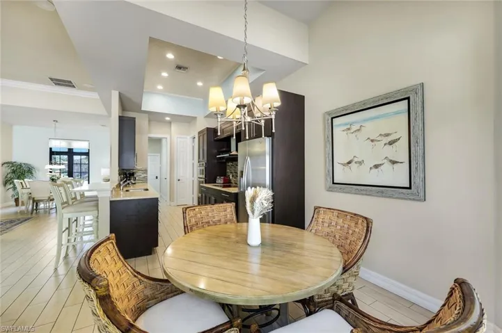 1243 Briarwood Ct, Naples, Florida 34104