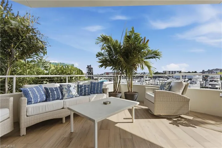 Deck featuring outdoor furniture